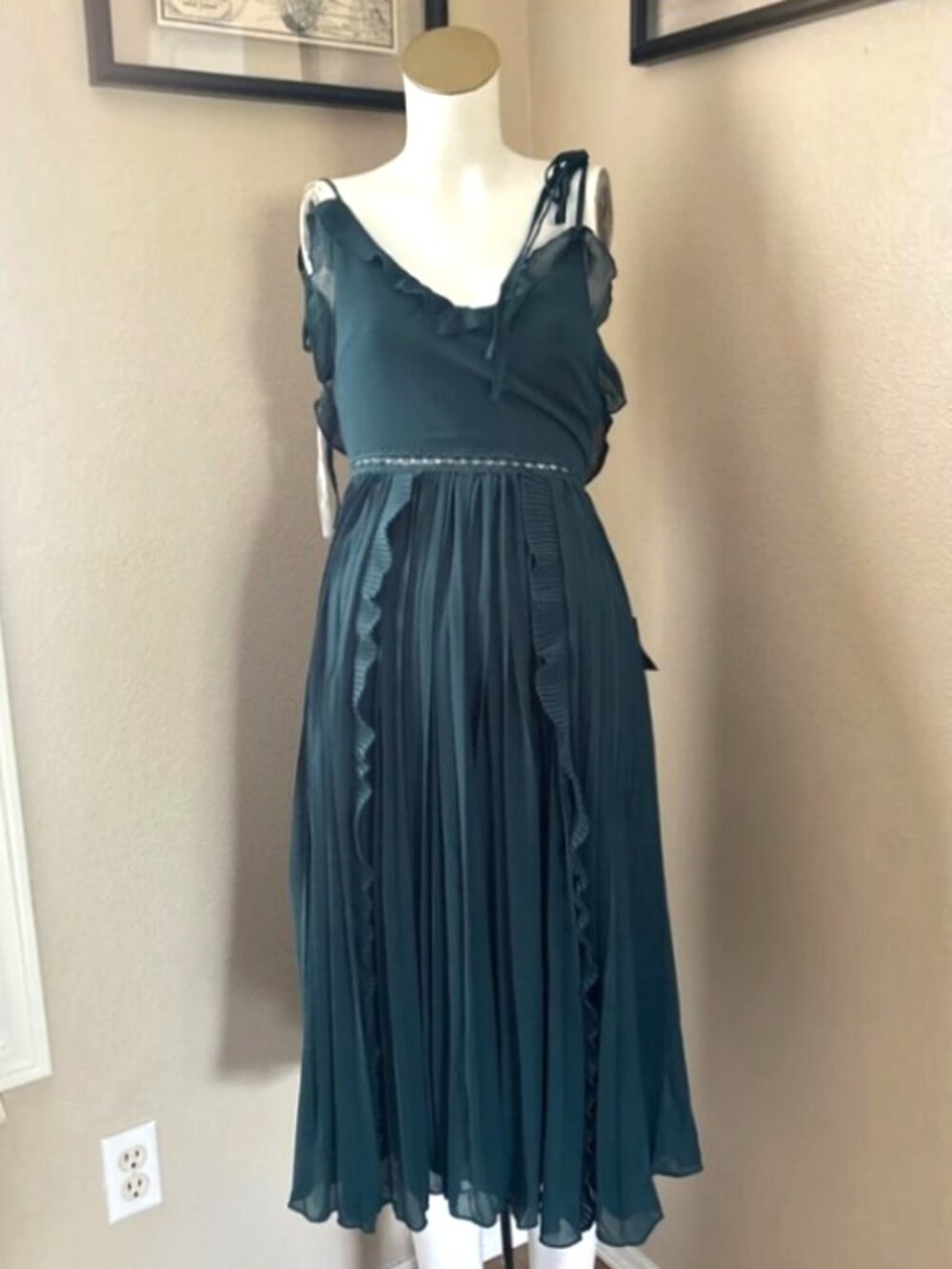 Lulus Never A Dull Moment Emerald Green Pleated Midi Dress Womens XXS NWT V-Neck